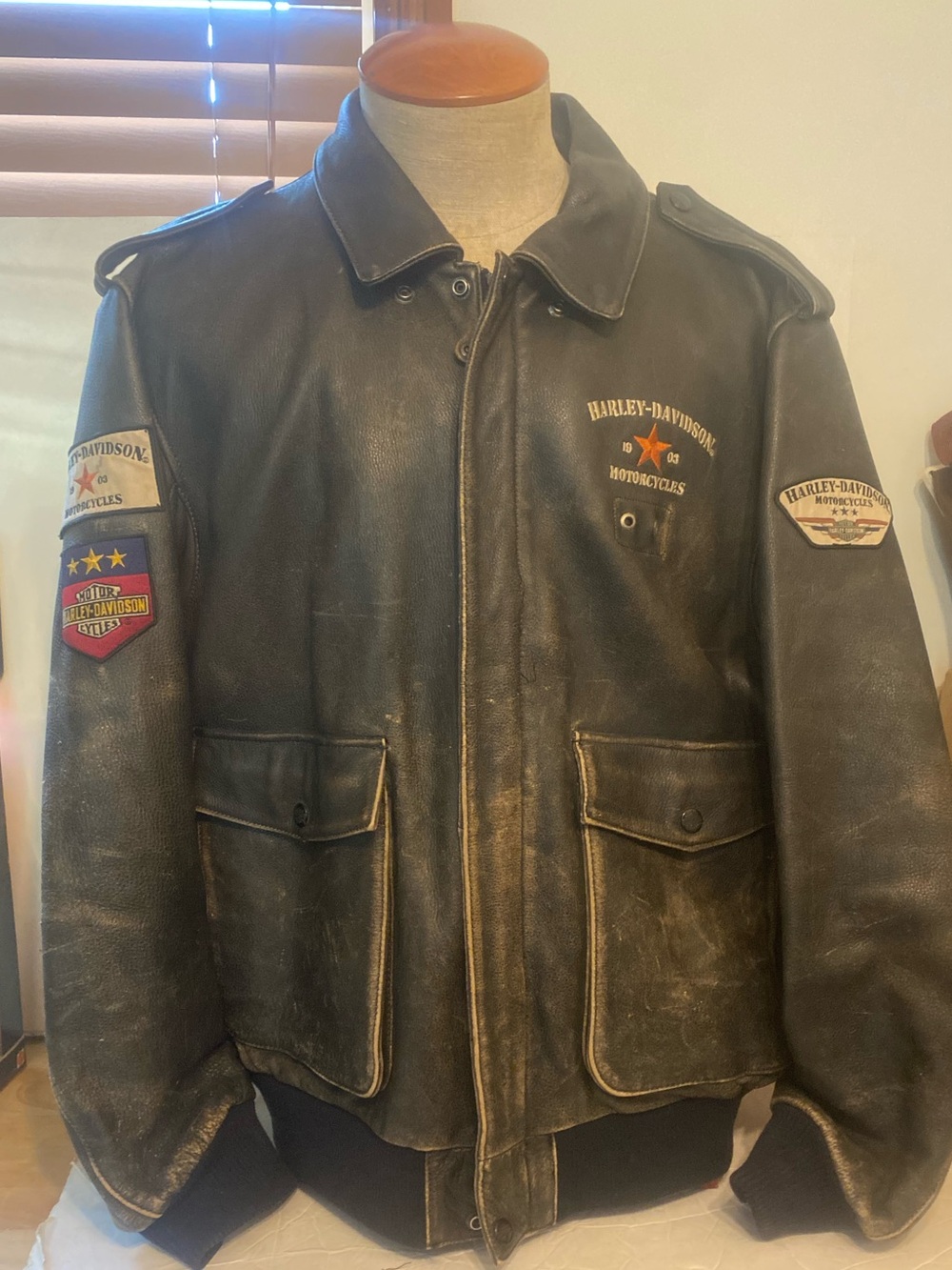 Harley Davidson Mens XL Distressed Bomber Leather Jacket